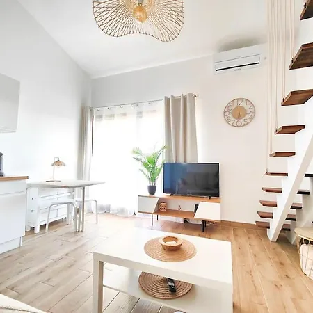 Apartment Plage 100m, Piscine Chauffee, Vue Mer Imprenable *