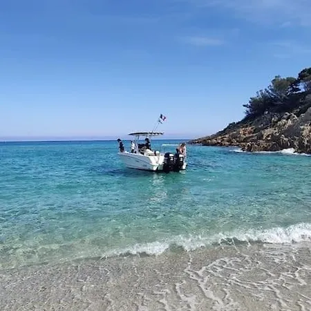 Plage 100m, Piscine Chauffee, Vue Mer Imprenable Apartman Fréjus