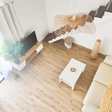 Apartman Plage 100m, Piscine Chauffee, Vue Mer Imprenable Fréjus